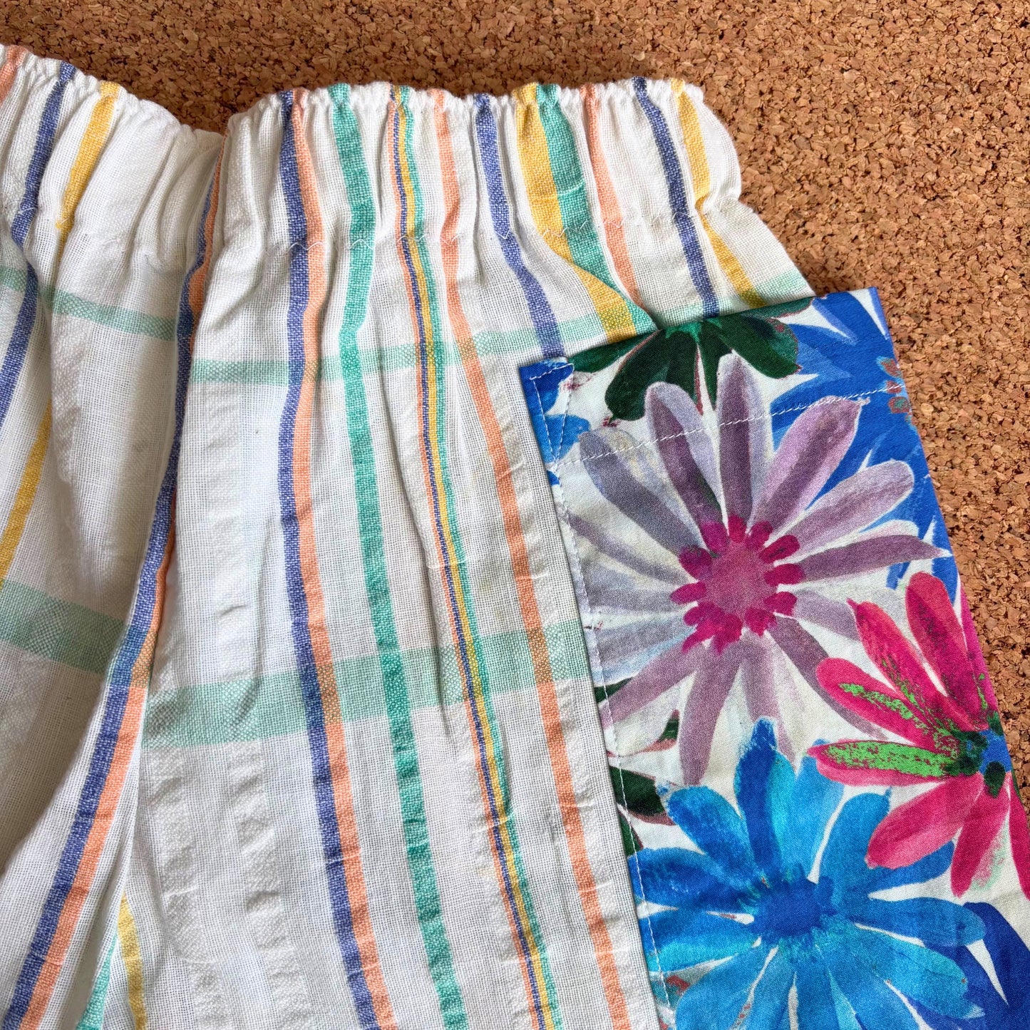 Tablecloth Check Patch Pocket Shorts