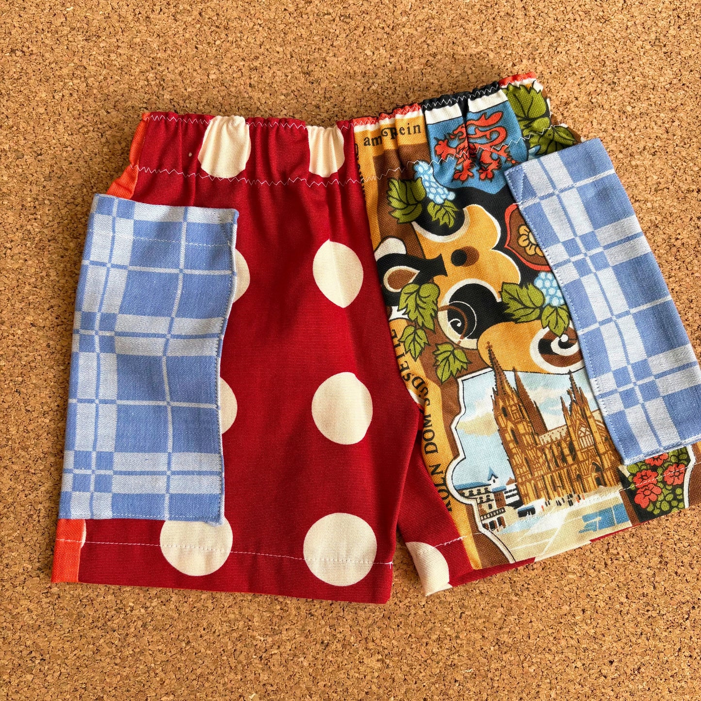 Spot Print Patch Pocket Shorts