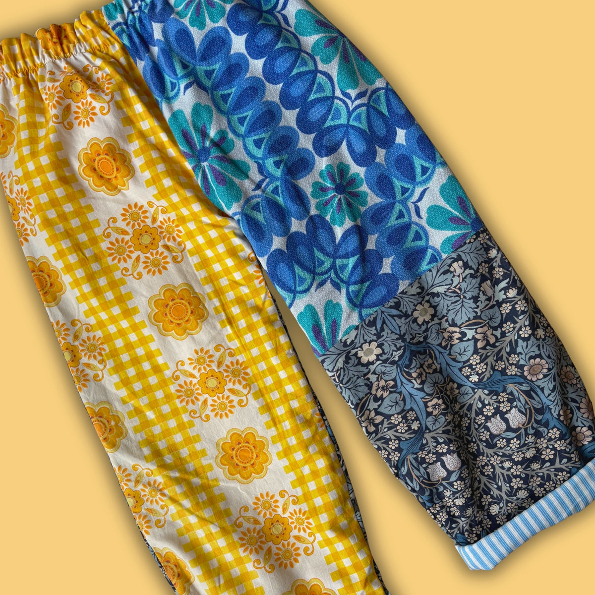 Cosy Turn-Up Trousers - Age 9-10 Retro Floral